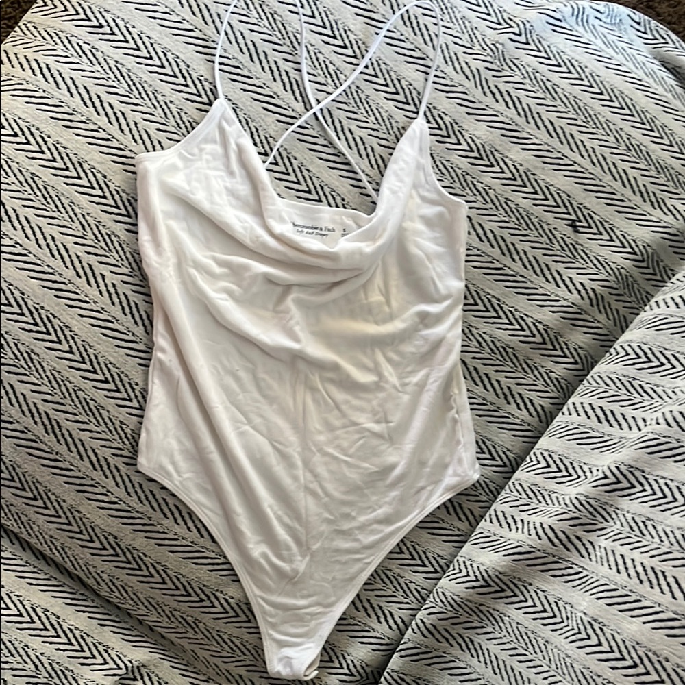 Abercrombie & Fitch Soft & Drapey Cowl Neck Bodysuit - White - Small